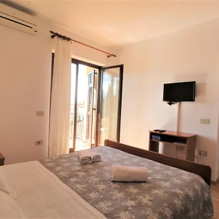 Apartamento With Swimming Pool Valica, - 27199